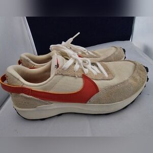 Nike Waffle Debute Cream and Orange Sneakers Sz 9 Women's